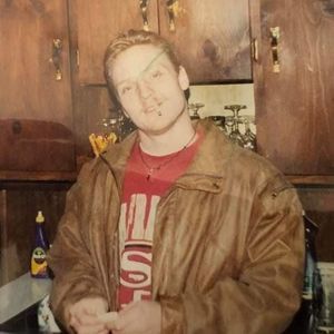 Meet your Posher, Tom